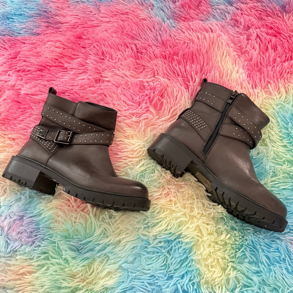 Torrid Moto Boots Womens 7W Brown Studded Buckle Lug Sole